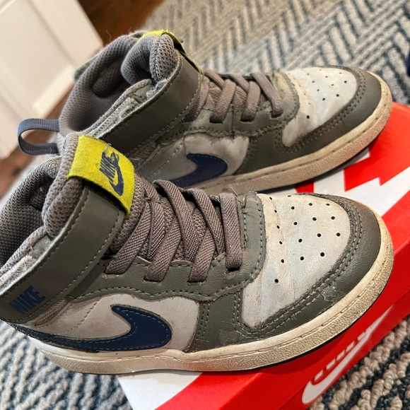 Nike toddler boys blue and gray court borough sneaker size 9C - Picture 5 of 7